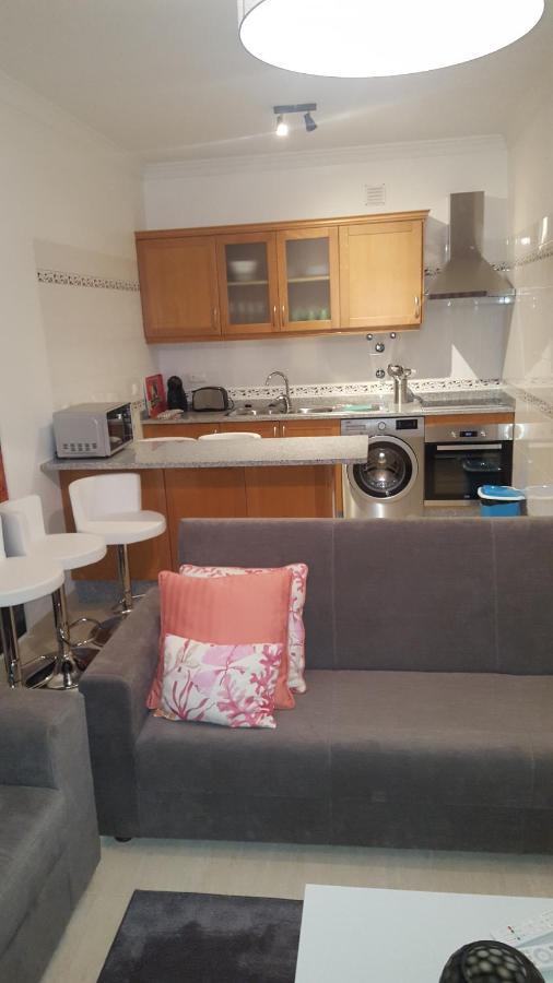Apartamento Luminoso Urb. Quinta Das Palmeiras Porches  Εξωτερικό φωτογραφία